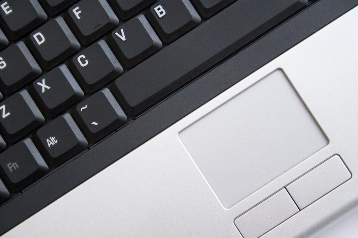 Touchpad — dlaczego zawodzi w laptopie